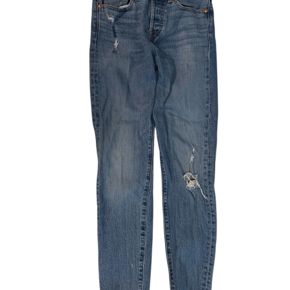 Levi’s Premium Wedgie Fit Straight Distressed Jeans - Blue Medium Wash S-25